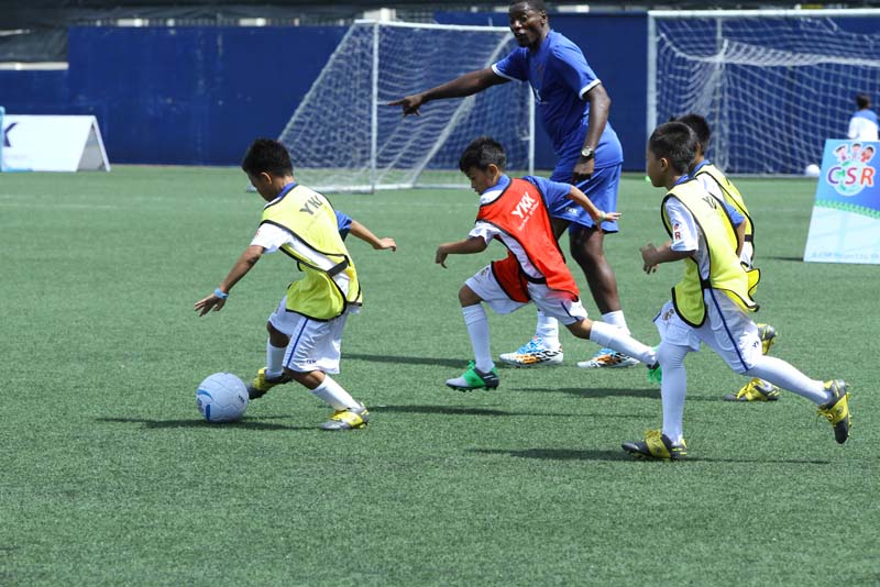 Kids from Marawi, Metro streets and Batangas lakeshore towns benefit from YKK-Real Madrid Foundation football clinics 5 Kids from Marawi Metro streets and Batangas lakeshore towns benefit from YKK Real Madrid Foundation football clinics 4