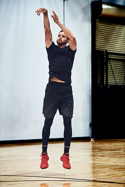 Train like Stephen Curry with Under Armour Rush & Recovery 2 StephCurry Rush AA S03 web