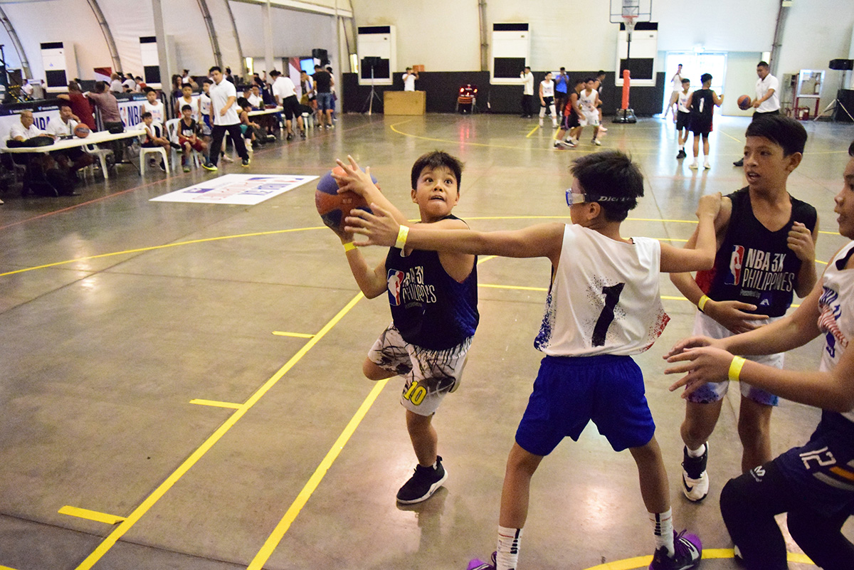 EGS Elite Recaptures Men’s Open Crown in NBA 3X Philippines 2019 presented by AXA 6 ALL HEART. Boys U13 Division players give their all in the semifinals.