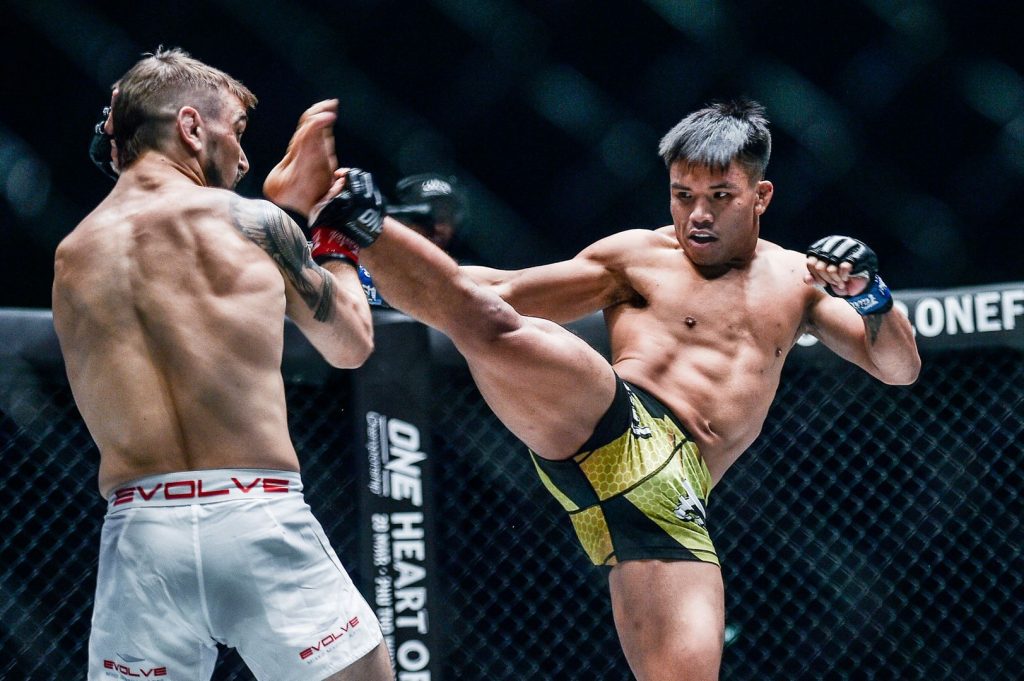 Mark Abelardo Looking to Break Down Emilio Urrutia 2 Mark Fairtex Aberlardo