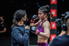 Stamp_vs_Julie_Mezabarba-47